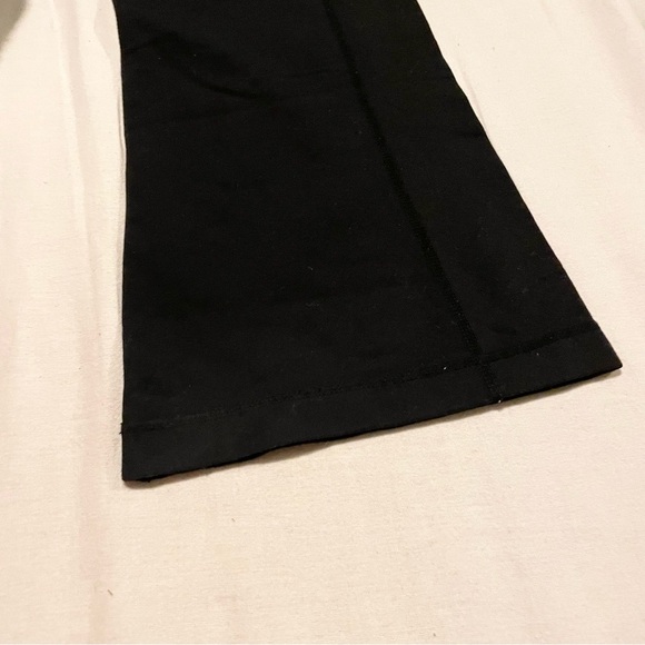 Lululemon Black and Blue Yoga Pants Flared Missing Size - Picture 14 of 16